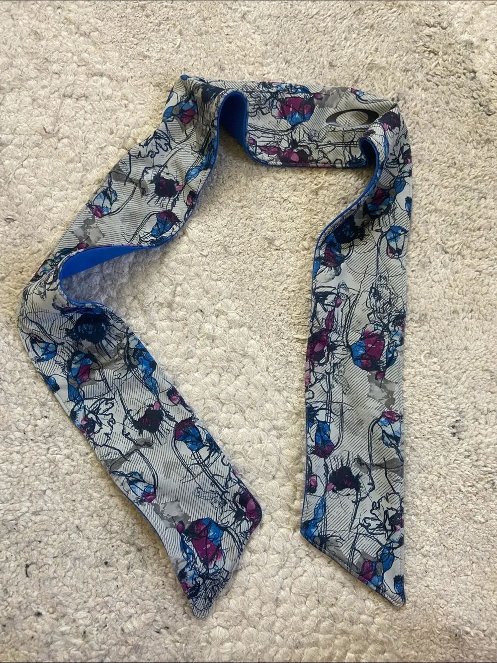 ✨5 for $15✨ Oakley Floral Reversible Headband Hair Tie